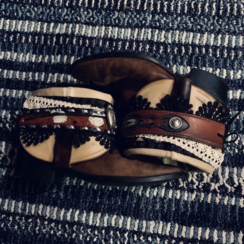 Custom Never Ending Threads booties